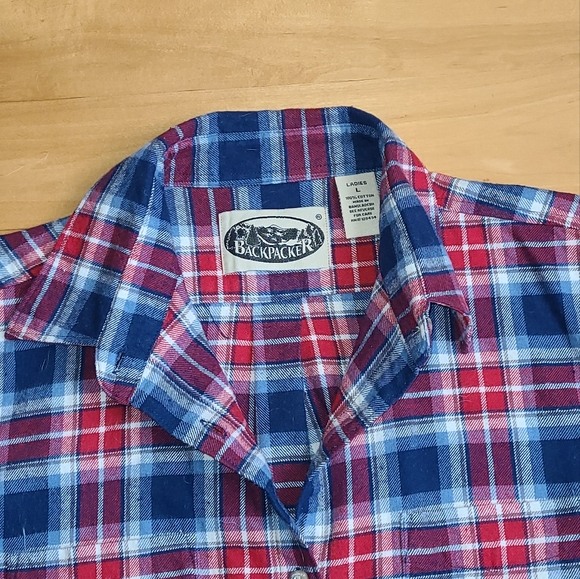 Ladies Button down Flannel shirt - Picture 4 of 5